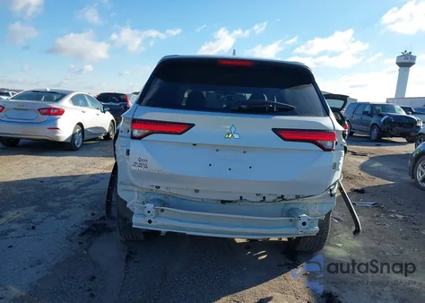2022 Mitsubishi Outlander Es 2.5 2Wd из США, поврежденный, VIN JA4J3TA83NZ016630